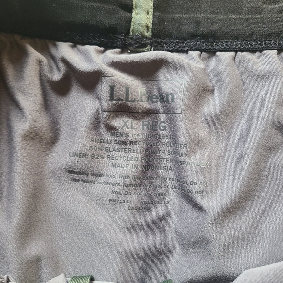 L.L. Bean Black Multisport Training Shorts - Picture 3 of 6